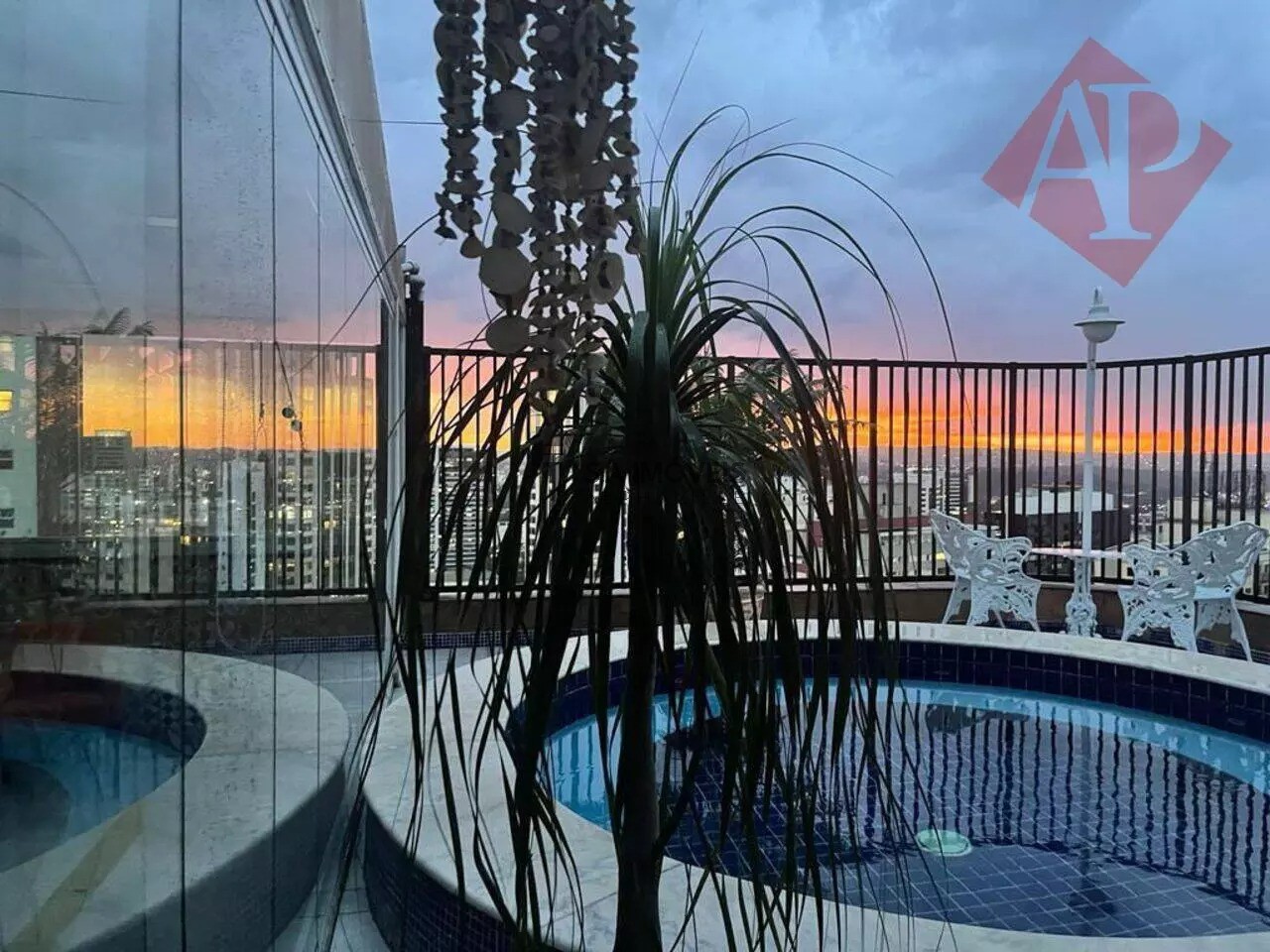 Cobertura, 3 quartos, 201 m² - Foto 3