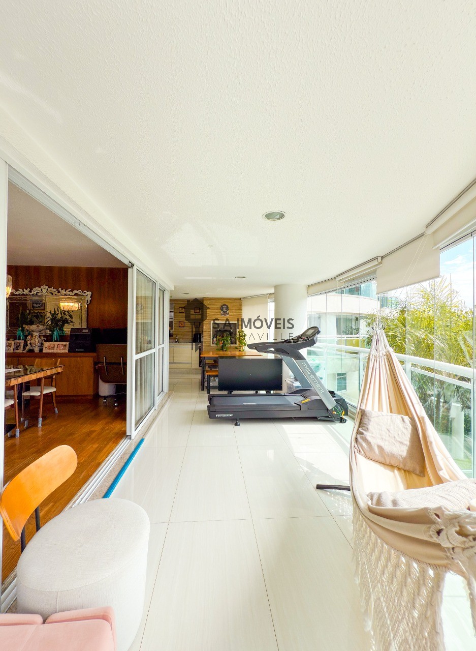 Apartamento, 4 quartos, 261 m² - Foto 1