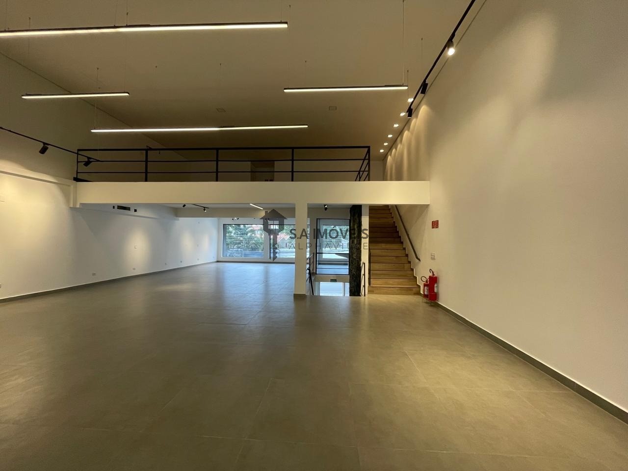 Loja-Salão, 490 m² - Foto 1