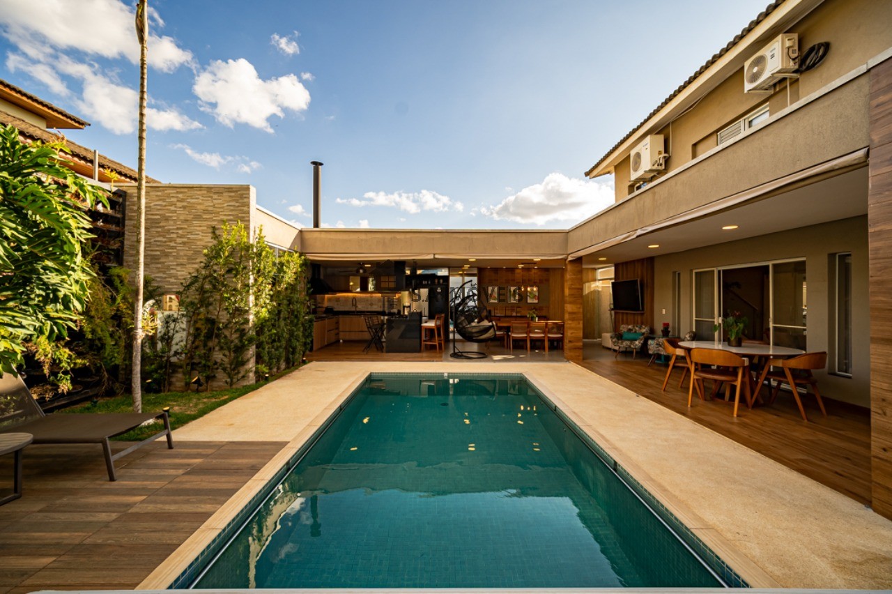 Casa, 4 quartos, 300 m² - Foto 2