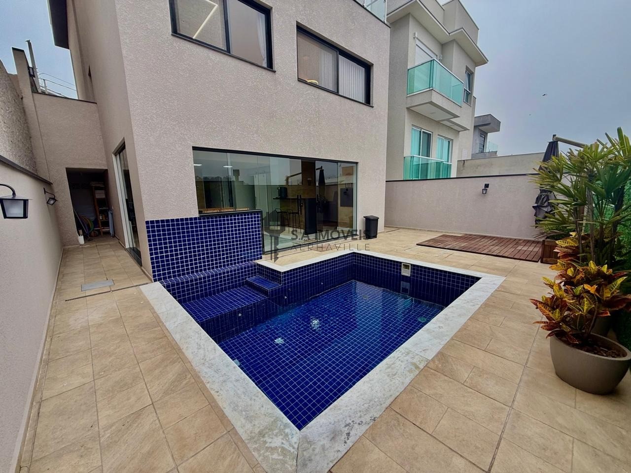 Casa, 3 quartos, 270 m² - Foto 2