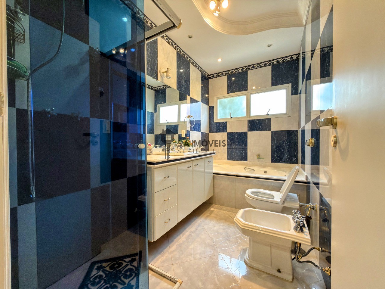 Casa, 3 quartos, 350 m² - Foto 47