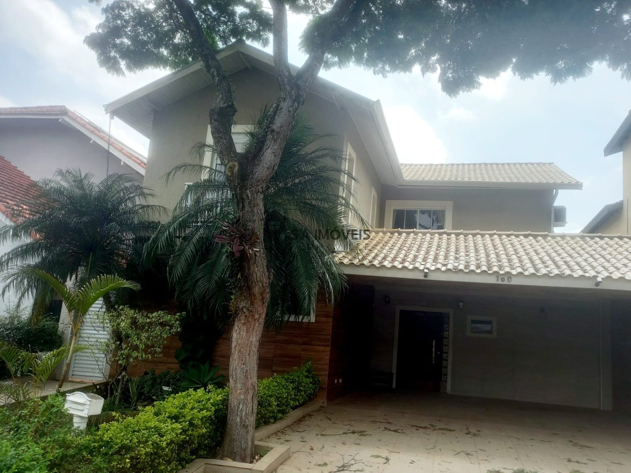 Casa, 4 quartos, 320 m² - Foto 1