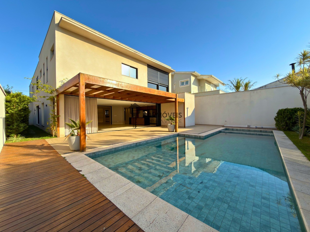 Casa de Condomínio, 4 quartos - Foto 1