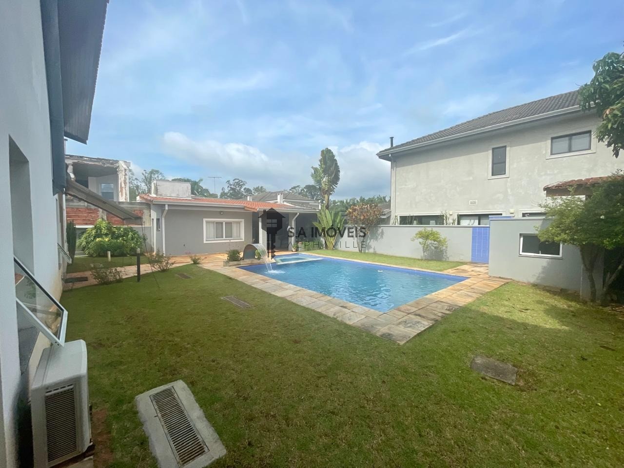 Casa, 4 quartos, 378 m² - Foto 4