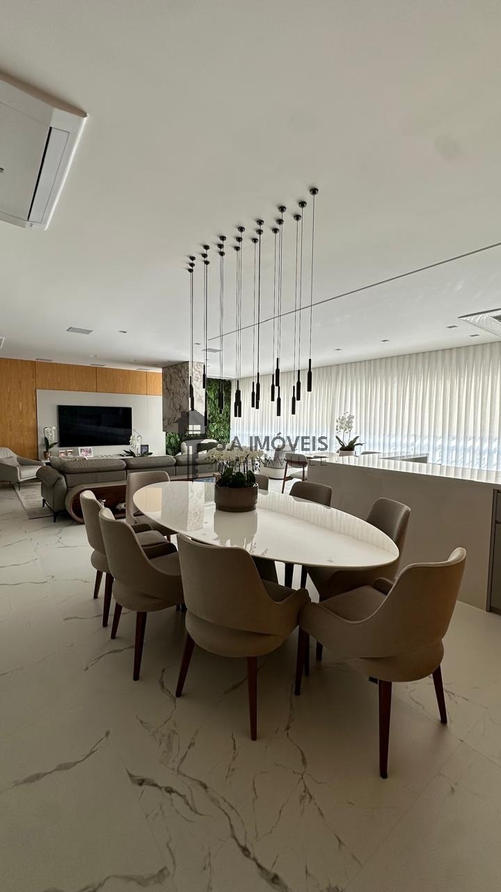 Apartamento, 3 quartos, 239 m² - Foto 2