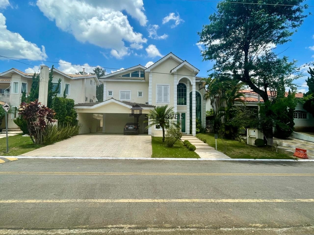 Casa, 4 quartos, 432 m² - Foto 1