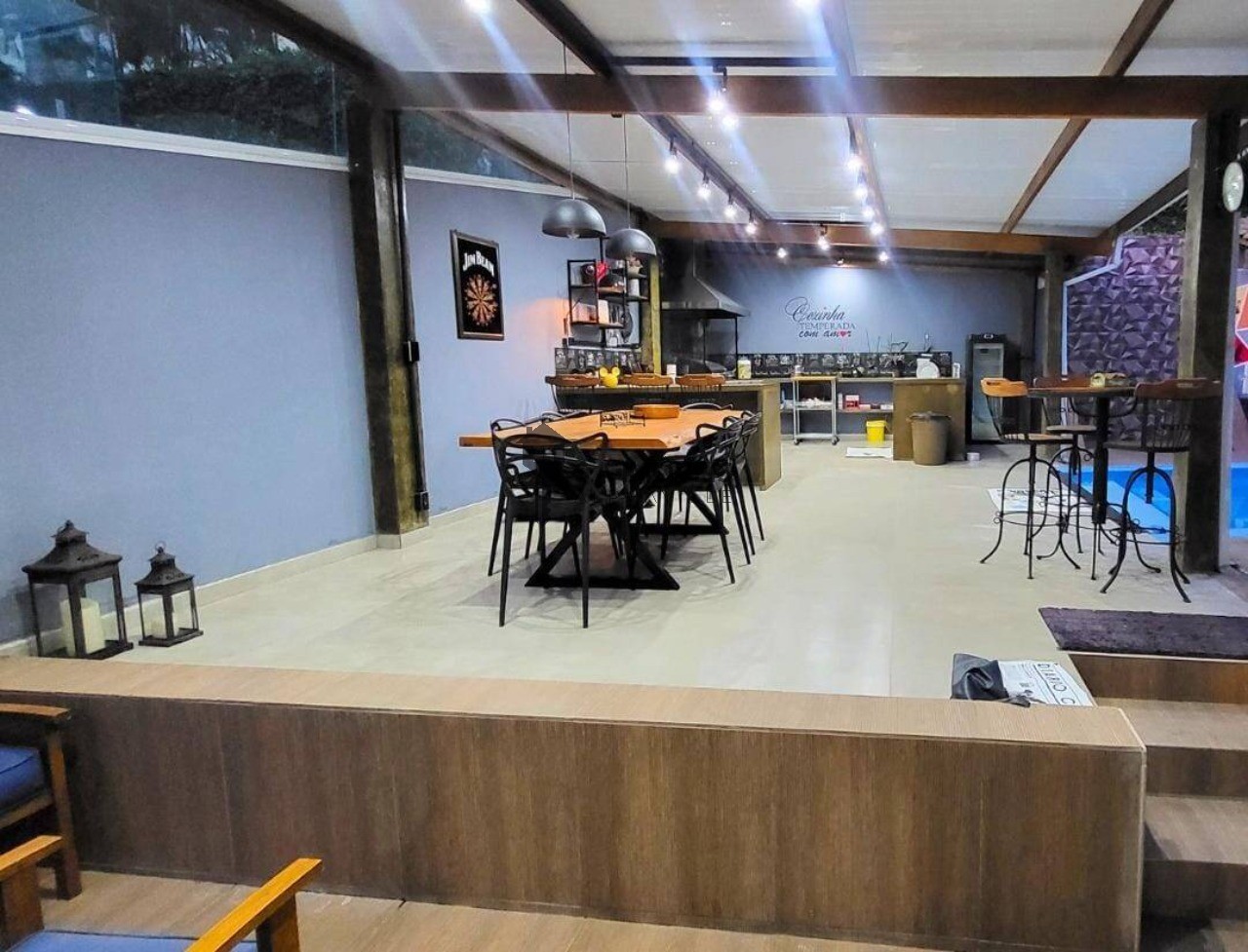 Casa, 3 quartos, 377 m² - Foto 2