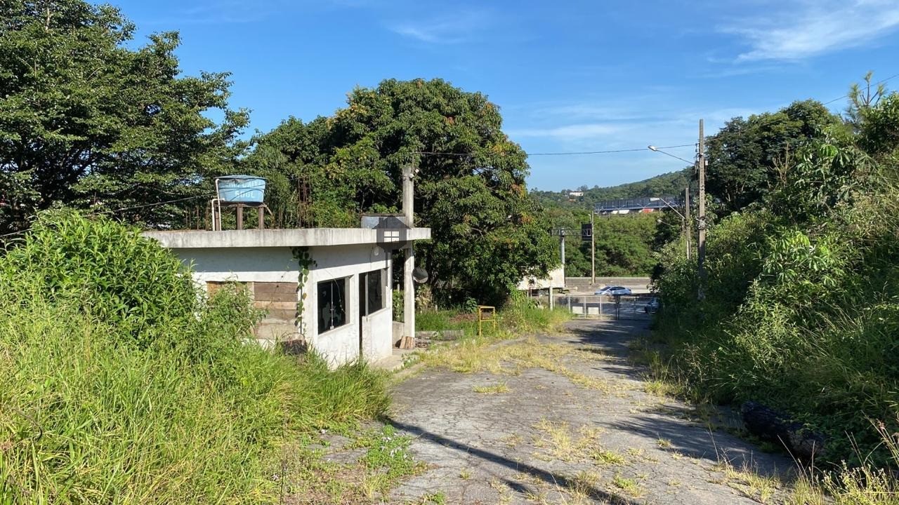 Loteamento e Condomínio - Foto 6