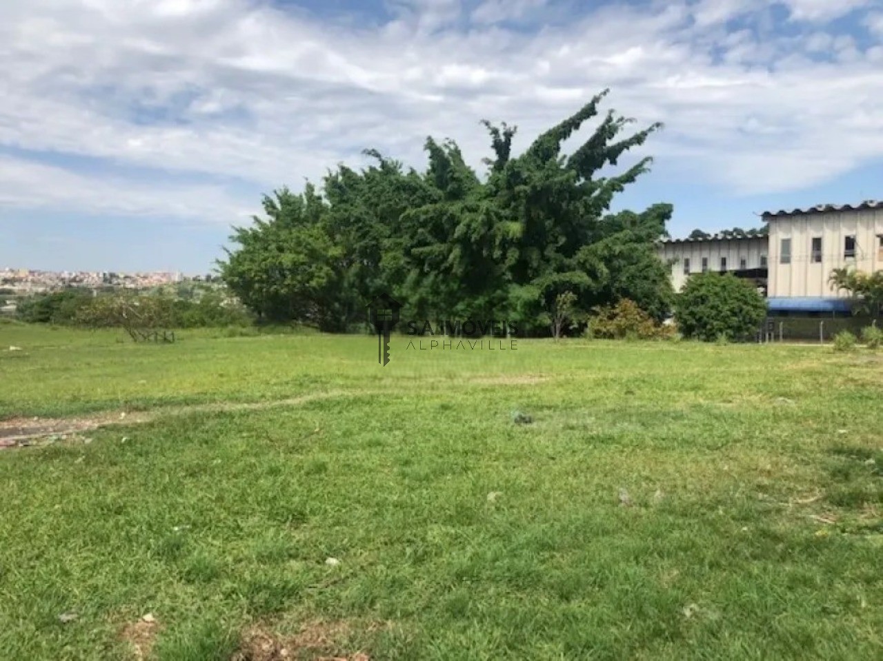 Loteamento e Condomínio - Foto 5