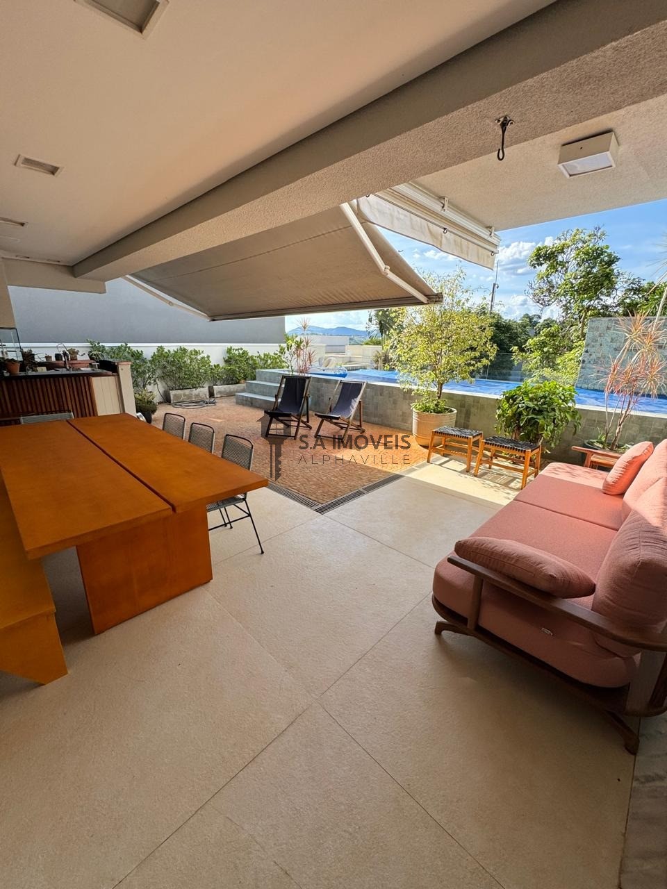 Casa, 5 quartos, 388 m² - Foto 1