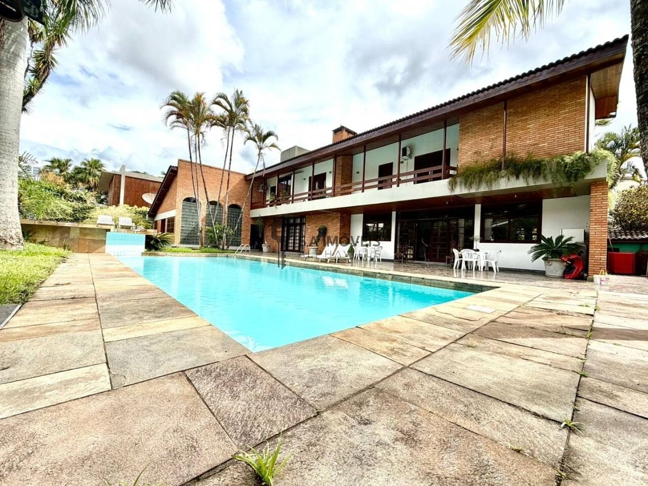Casa, 4 quartos, 675 m² - Foto 1