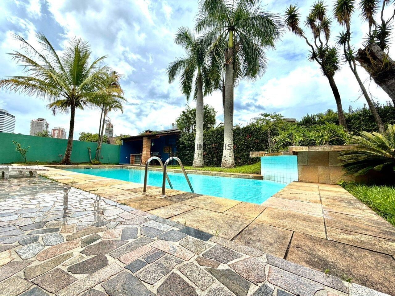 Casa, 4 quartos, 675 m² - Foto 2
