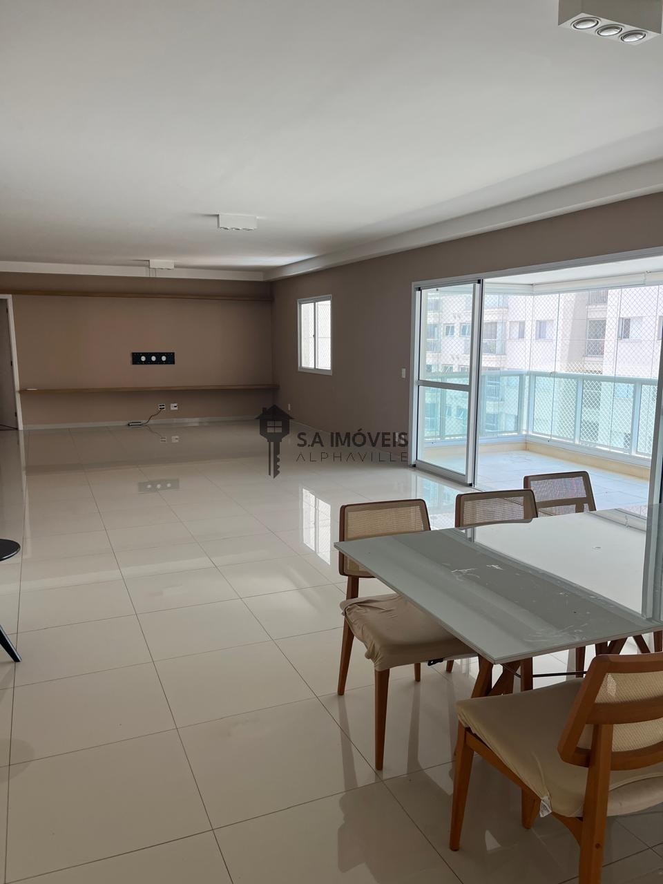 Apartamento, 3 quartos, 235 m² - Foto 1