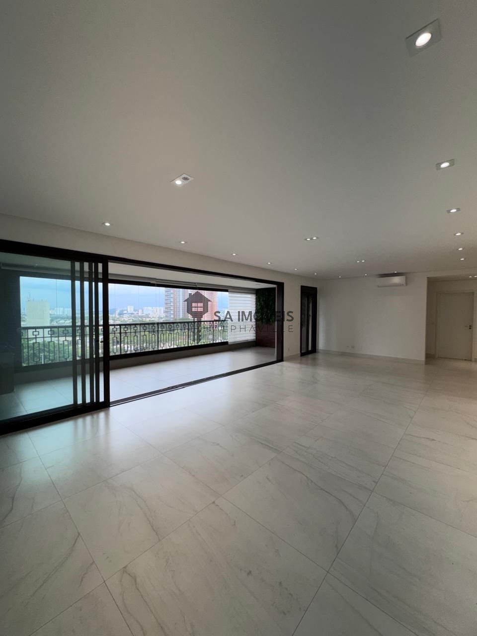 Apartamento, 3 quartos, 228 m² - Foto 1