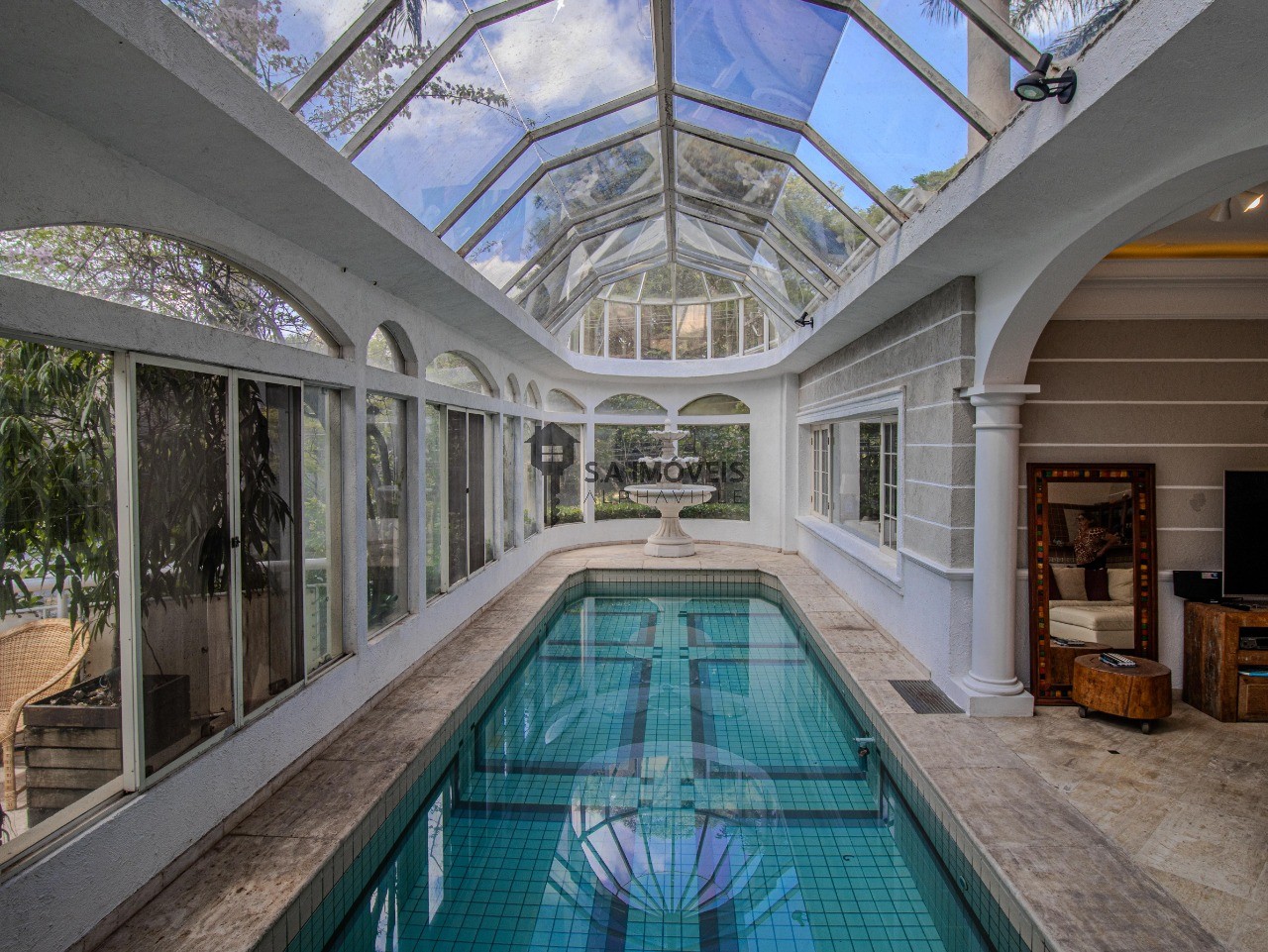 Casa, 4 quartos, 816 m² - Foto 1
