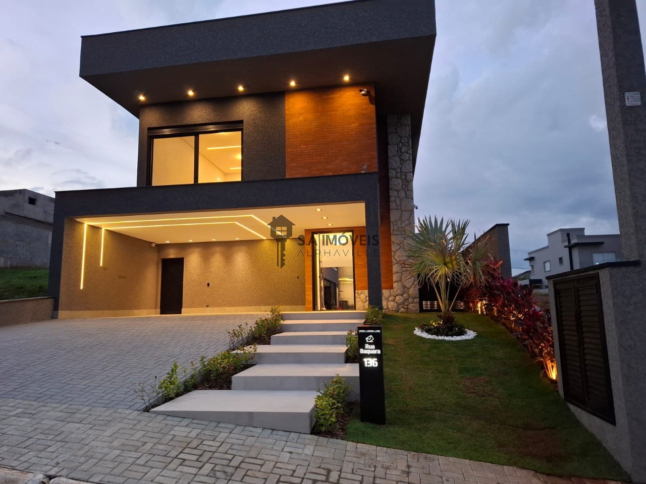 Casa, 4 quartos, 346 m² - Foto 2