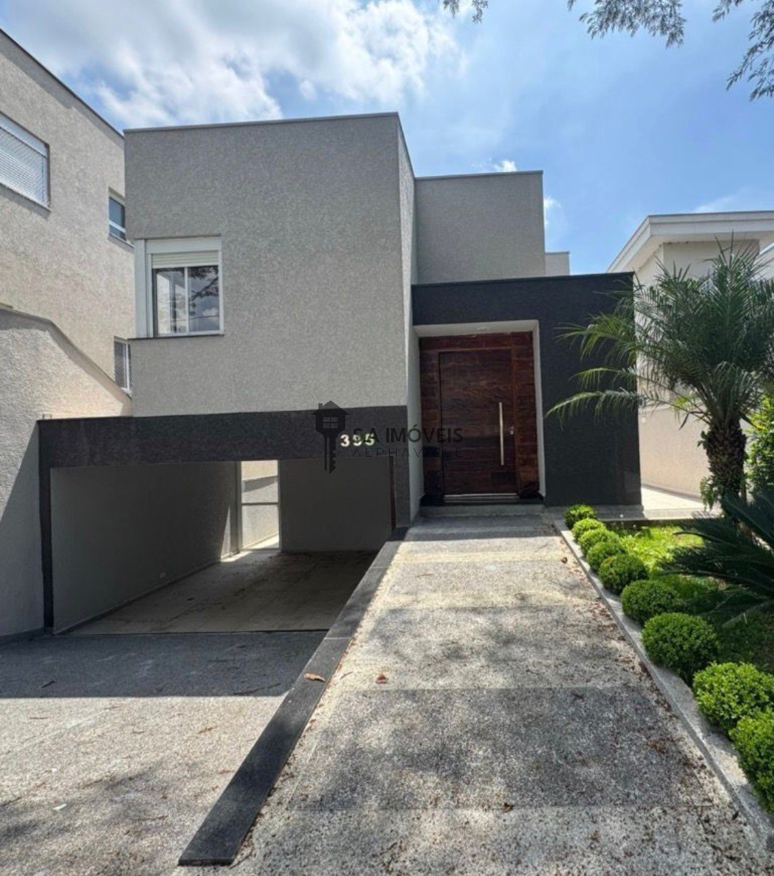 Casa, 4 quartos, 330 m² - Foto 1