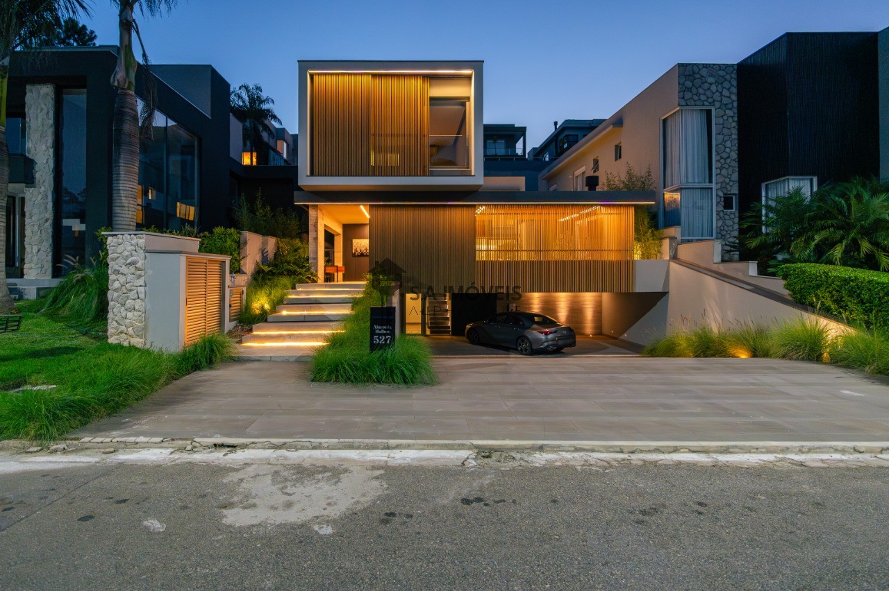 Casa, 4 quartos, 456 m² - Foto 1