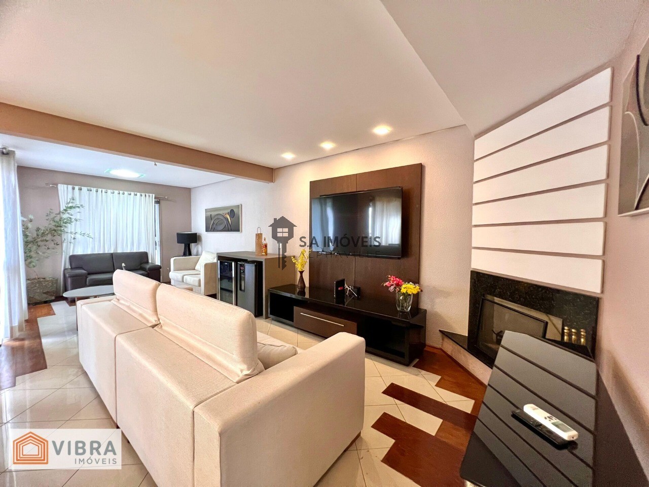 Casa, 3 quartos, 187 m² - Foto 1
