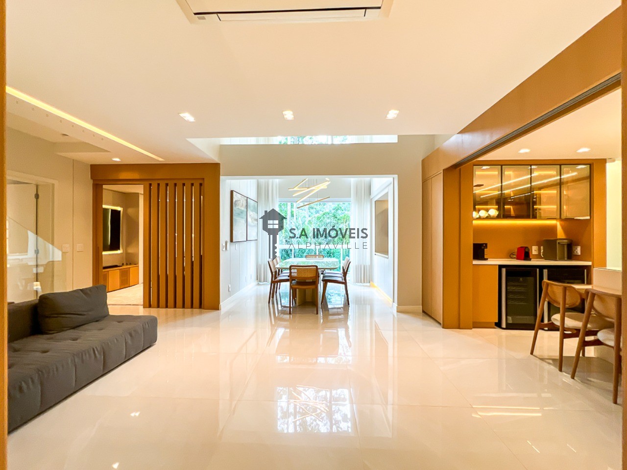 Apartamento, 3 quartos, 192 m² - Foto 1