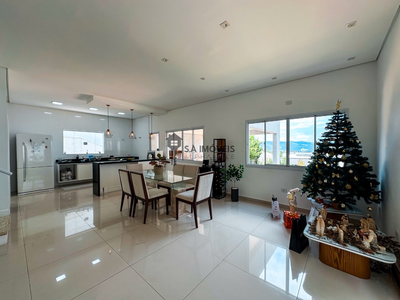 Casa, 3 quartos, 223 m² - Foto 8