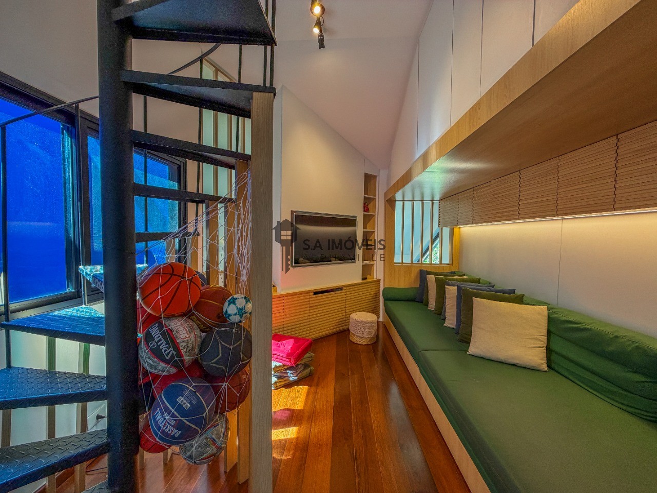 Casa, 4 quartos, 349 m² - Foto 22
