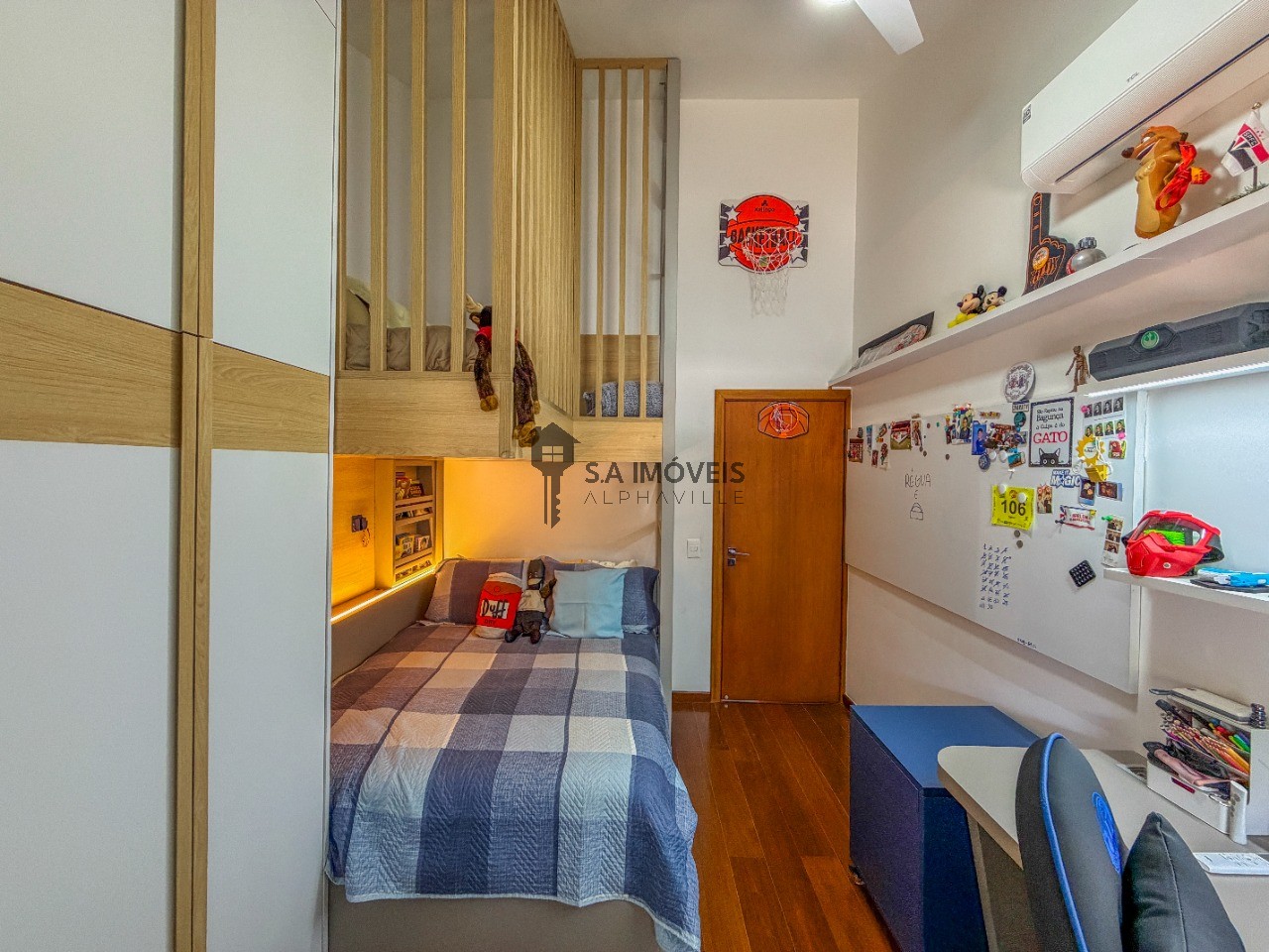 Casa, 4 quartos, 349 m² - Foto 17