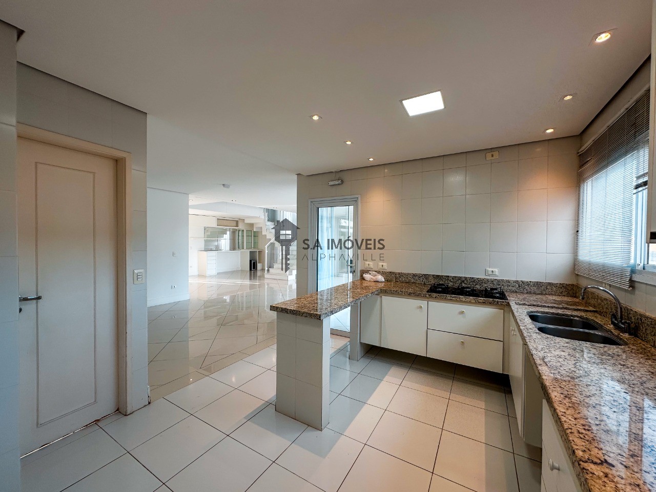 Casa, 4 quartos, 340 m² - Foto 18