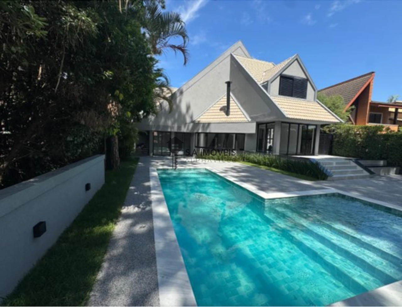 Casa, 4 quartos, 296 m² - Foto 1