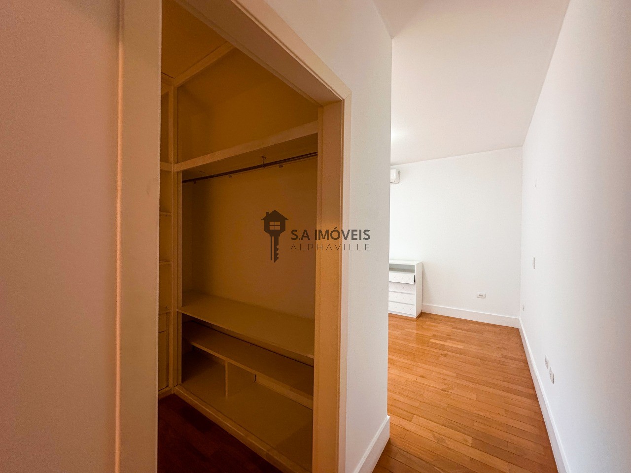 Casa, 4 quartos, 340 m² - Foto 43
