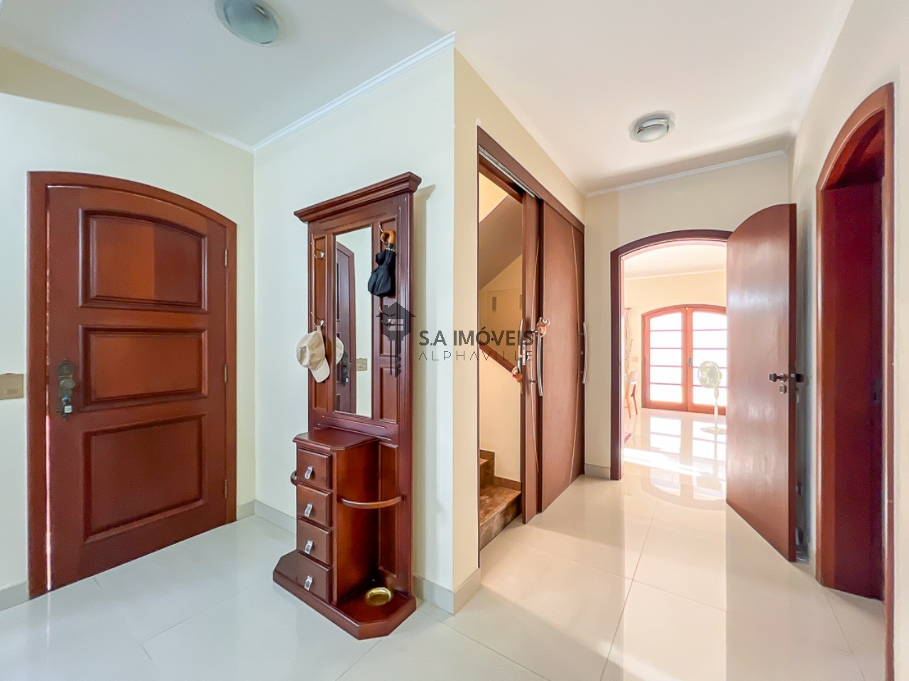 Casa, 4 quartos, 337 m² - Foto 2