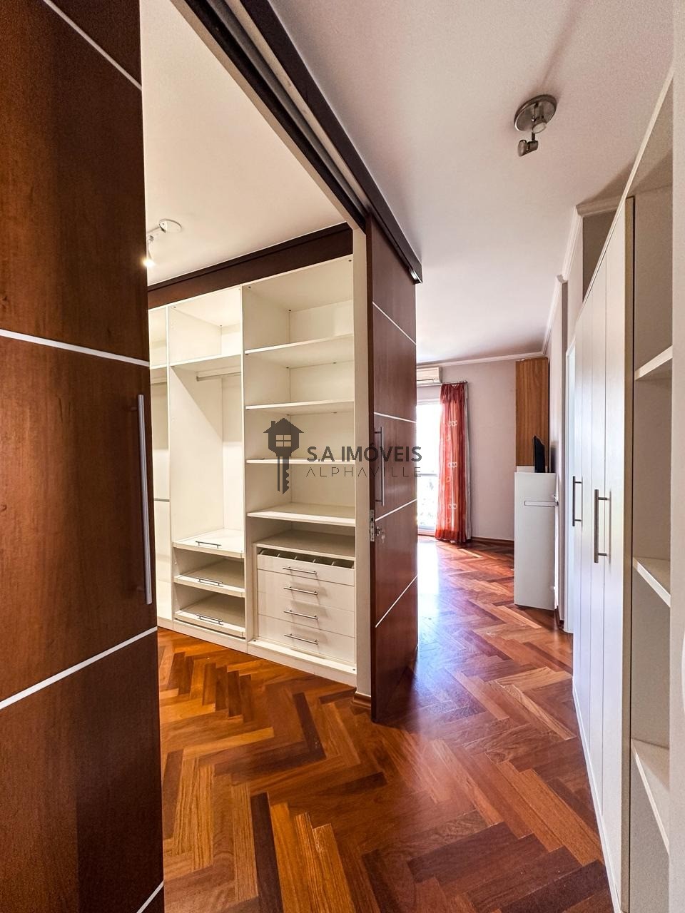 Casa, 4 quartos, 329 m² - Foto 35
