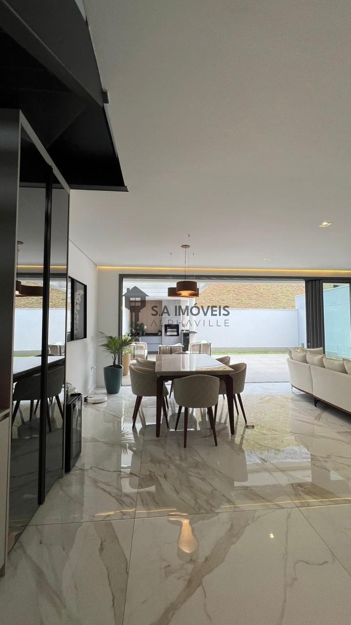 Casa, 3 quartos, 200 m² - Foto 6
