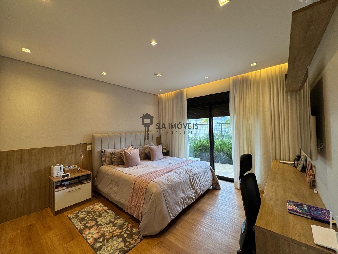 Casa, 3 quartos, 244 m² - Foto 35
