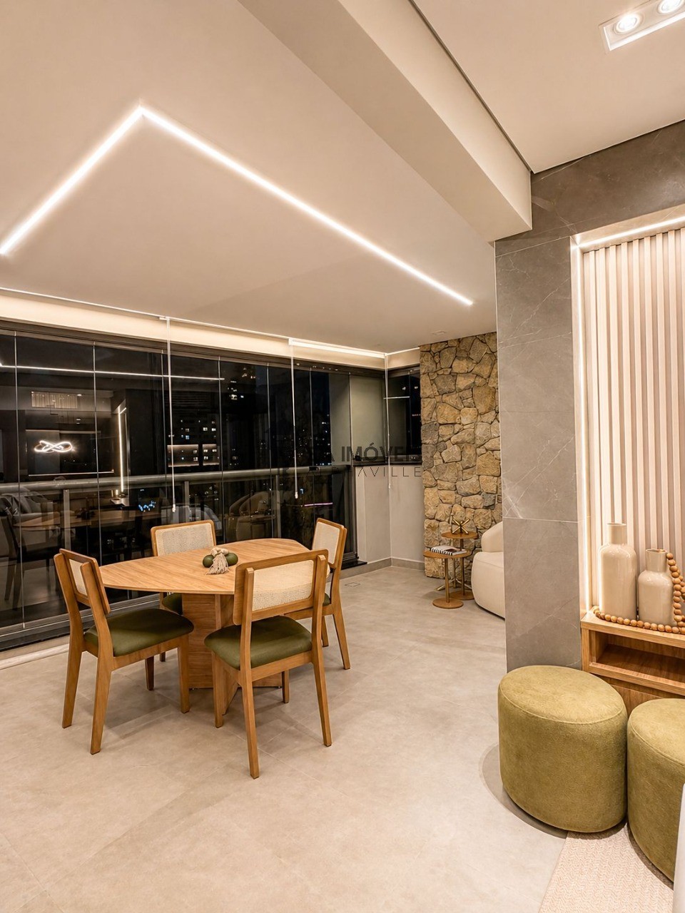 Apartamento, 3 quartos, 123 m² - Foto 1