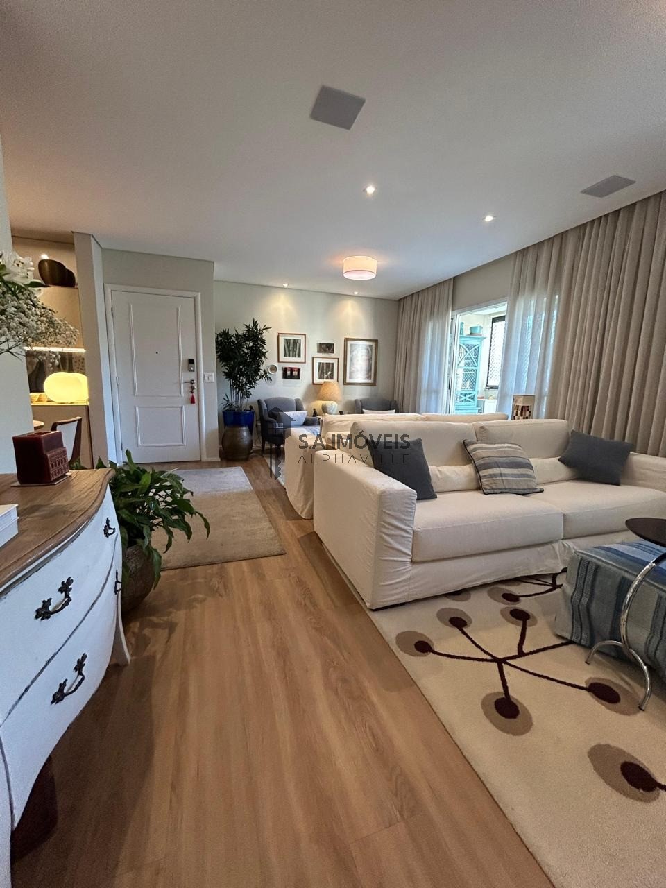 Apartamento, 3 quartos, 139 m² - Foto 2