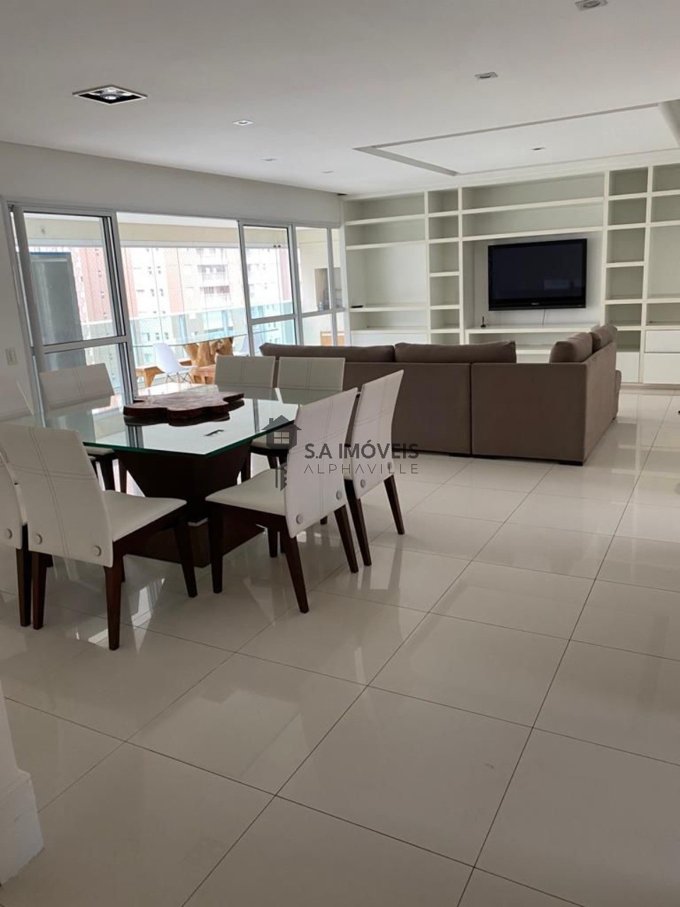 Apartamento, 3 quartos, 212 m² - Foto 1