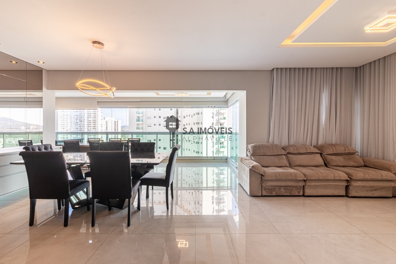 Apartamento, 3 quartos, 200 m² - Foto 1