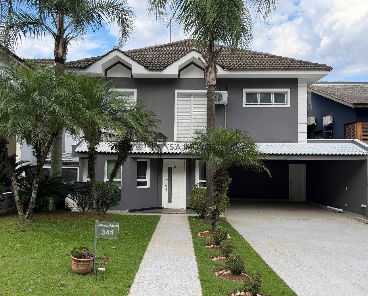Casa, 4 quartos, 350 m² - Foto 1