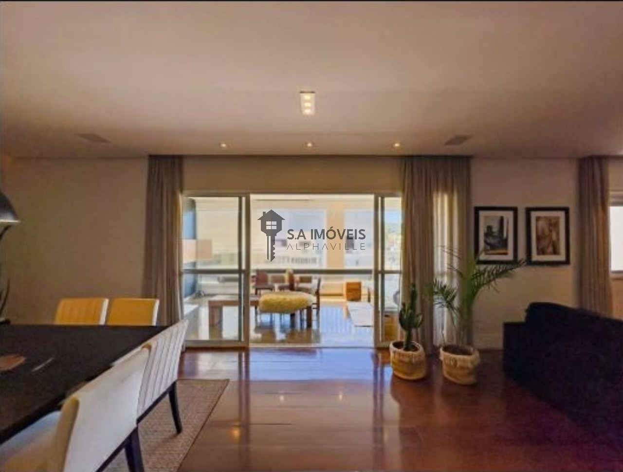 Apartamento, 3 quartos, 158 m² - Foto 2