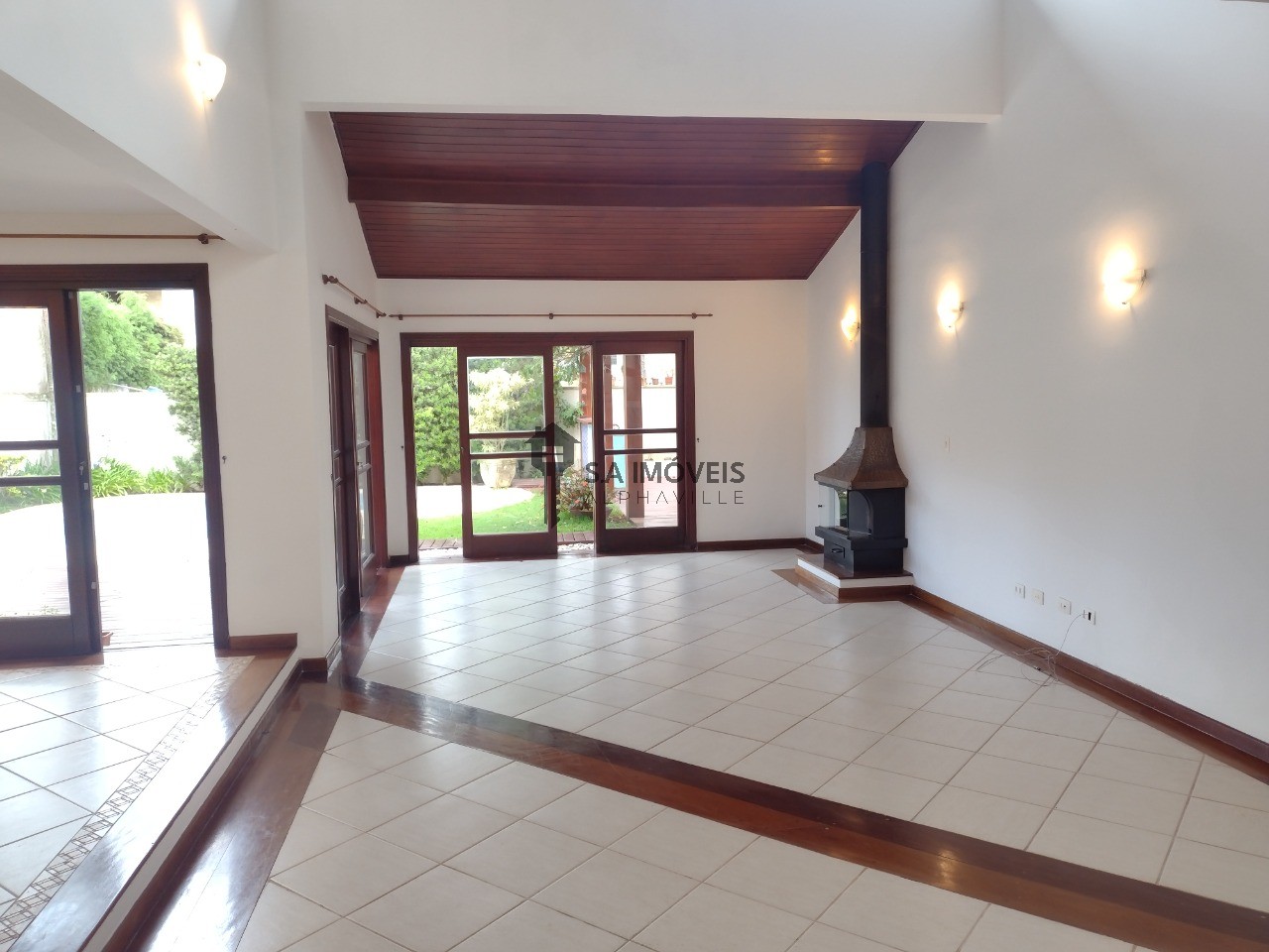 Casa, 3 quartos, 236 m² - Foto 2