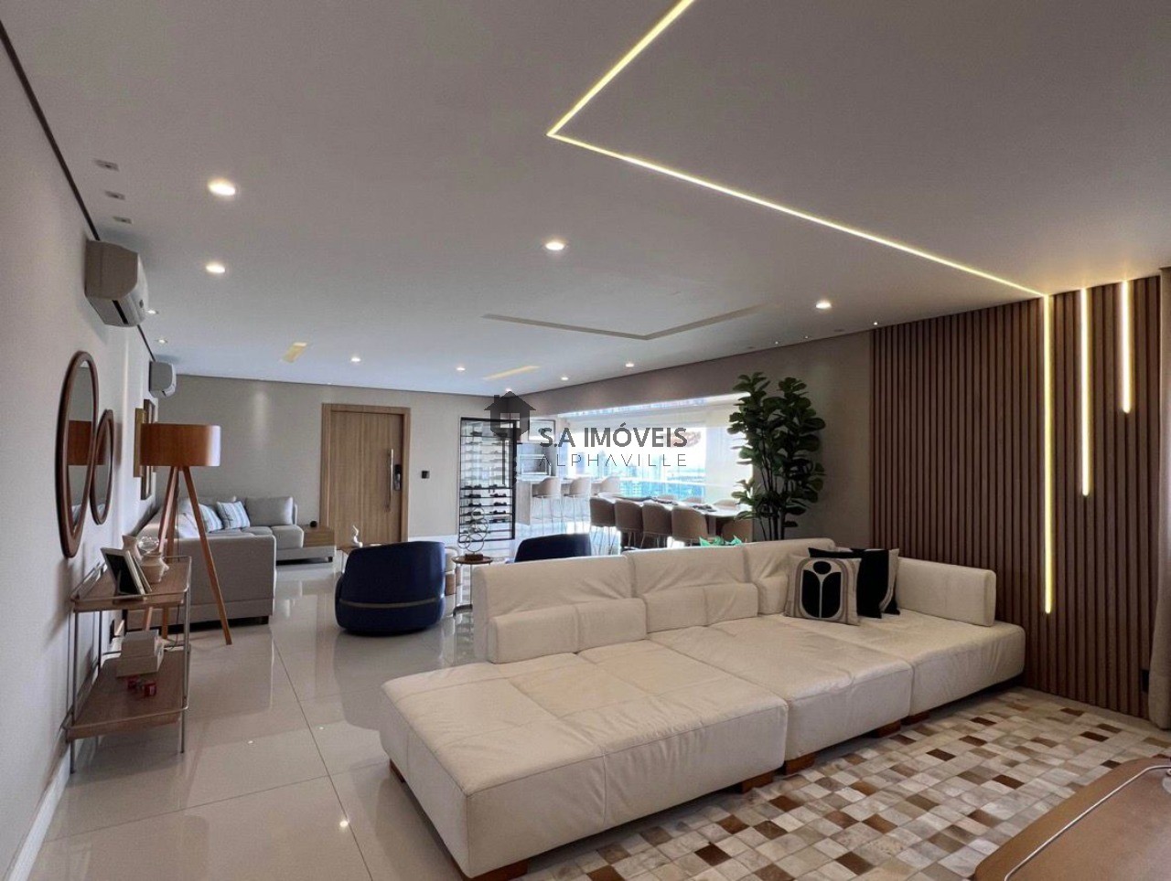 Apartamento, 3 quartos, 212 m² - Foto 1