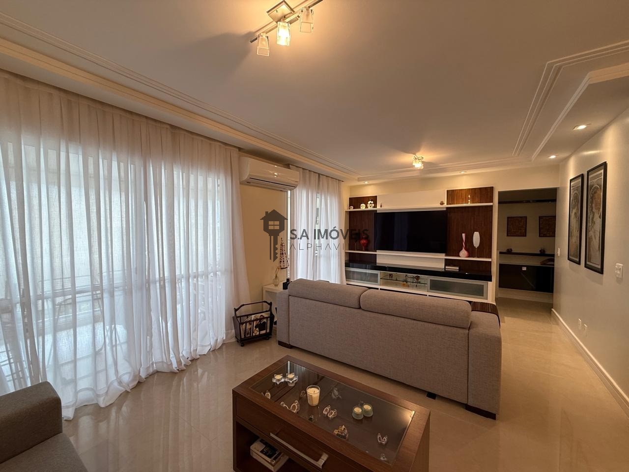 Apartamento, 3 quartos, 165 m² - Foto 1