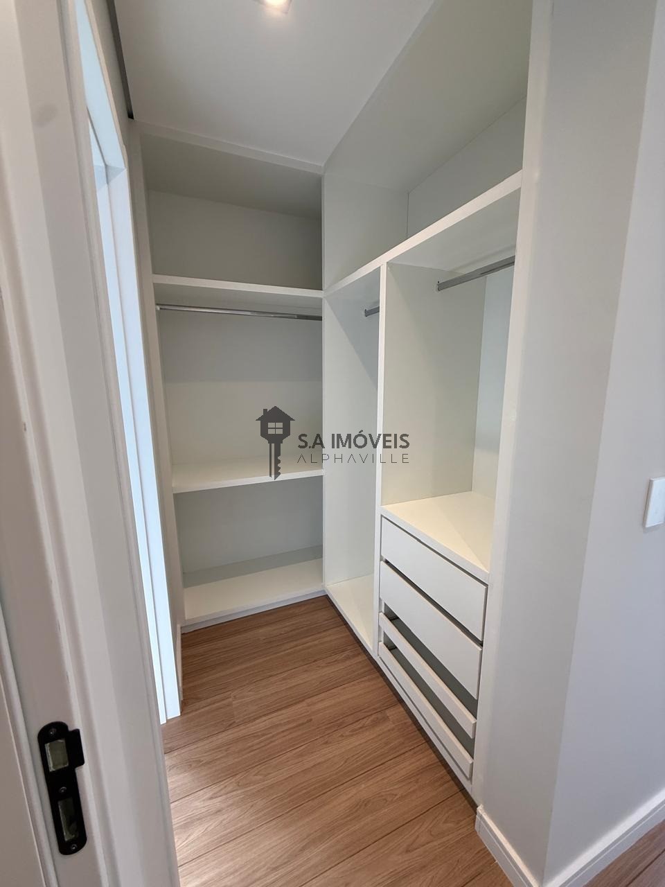 Casa, 4 quartos, 265 m² - Foto 32