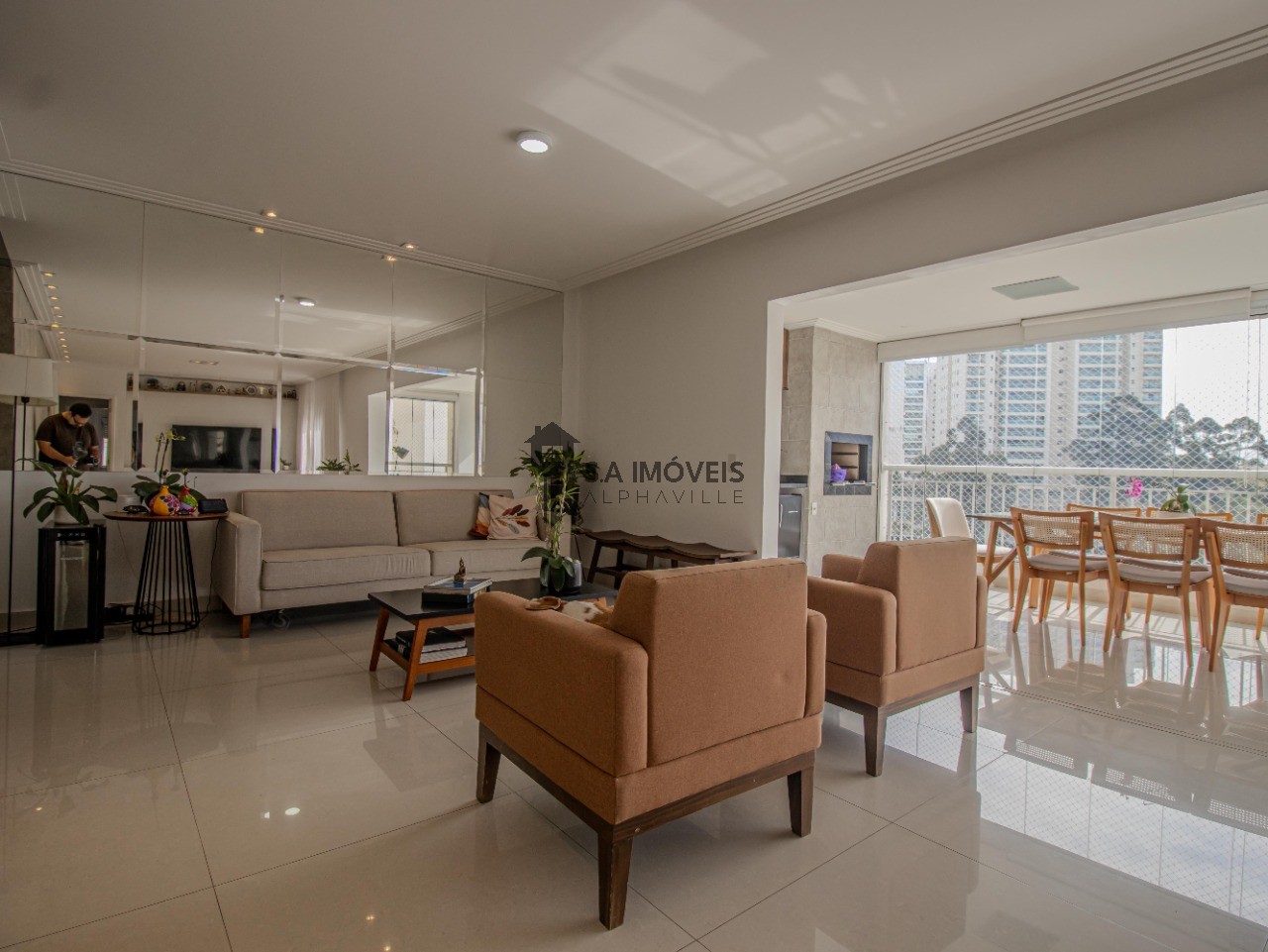 Apartamento, 3 quartos, 158 m² - Foto 2