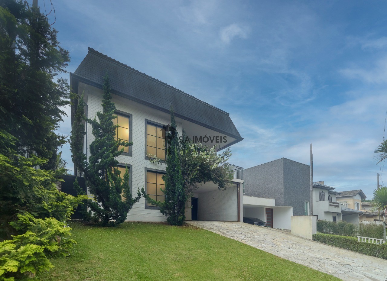 Casa, 4 quartos, 343 m² - Foto 1
