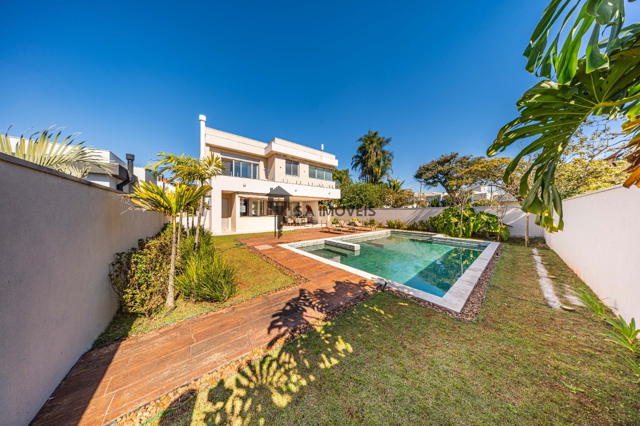 Casa, 4 quartos, 994 m² - Foto 1