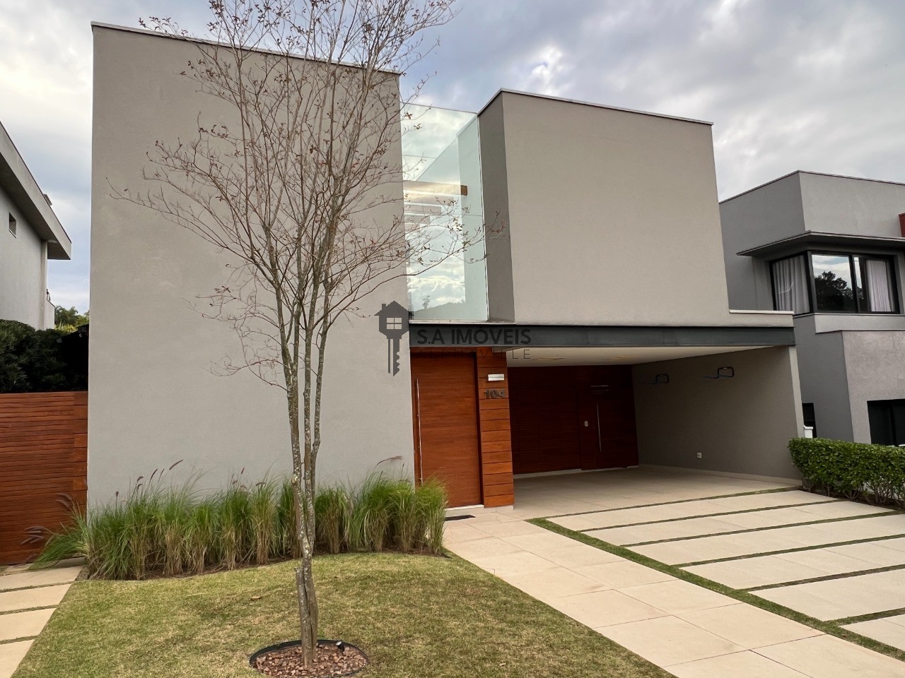 Casa, 4 quartos, 380 m² - Foto 1