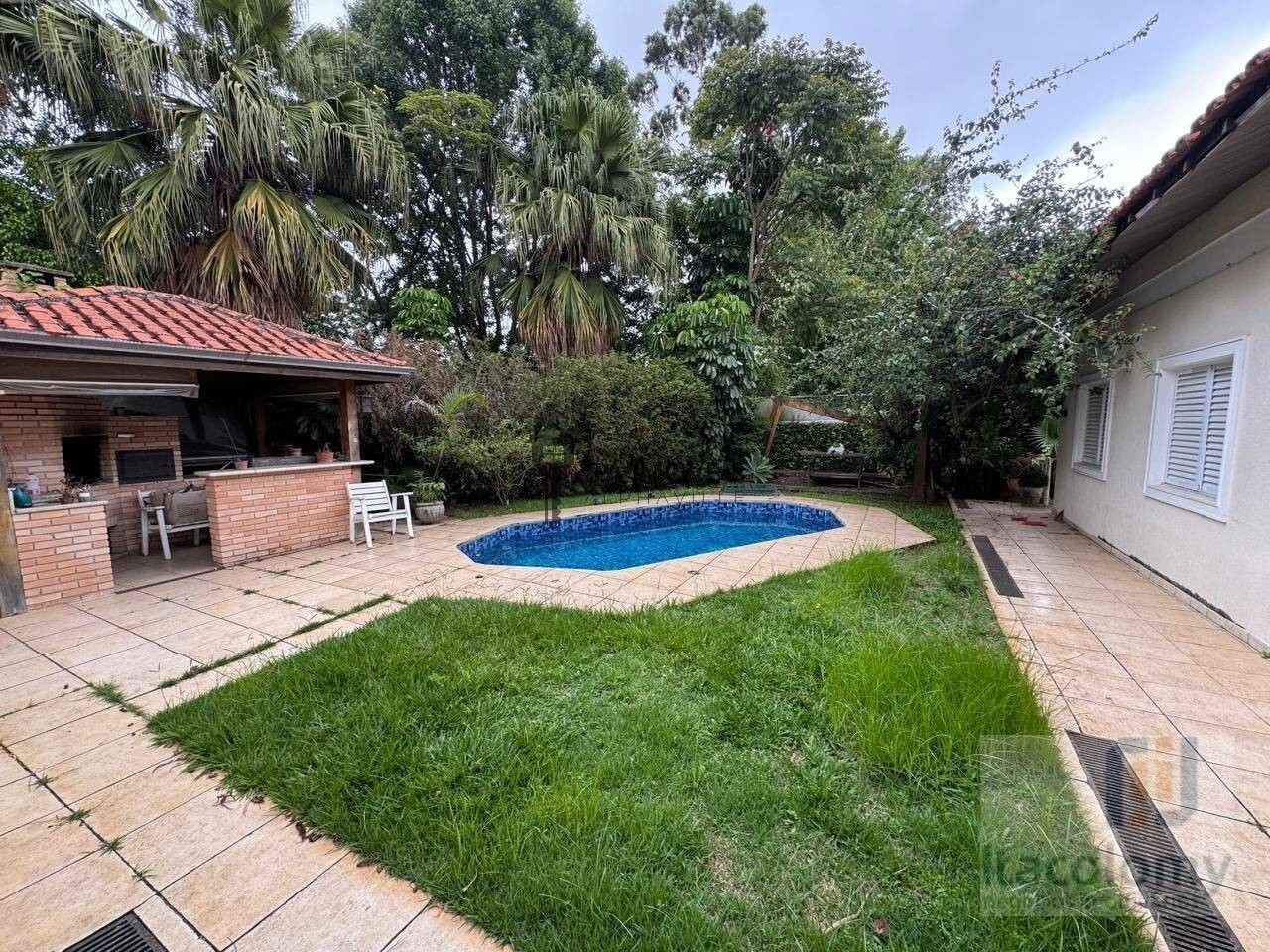 Casa, 3 quartos, 332 m² - Foto 2